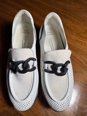 SoftWalk White and Black Chain-Accent Perforated Loafers